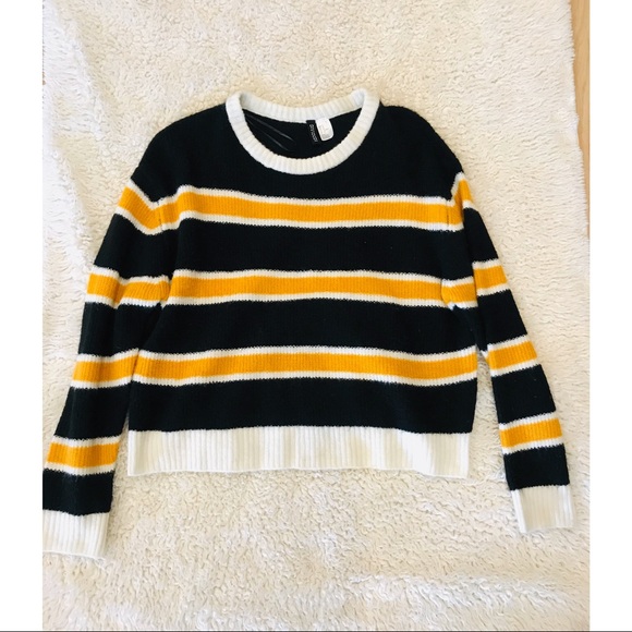 white crew neck sweater h&m